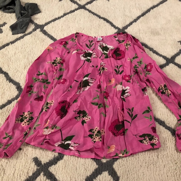 Old Navy Tops - Old Navy Pink Floral Long Sleeve Swing Blouse